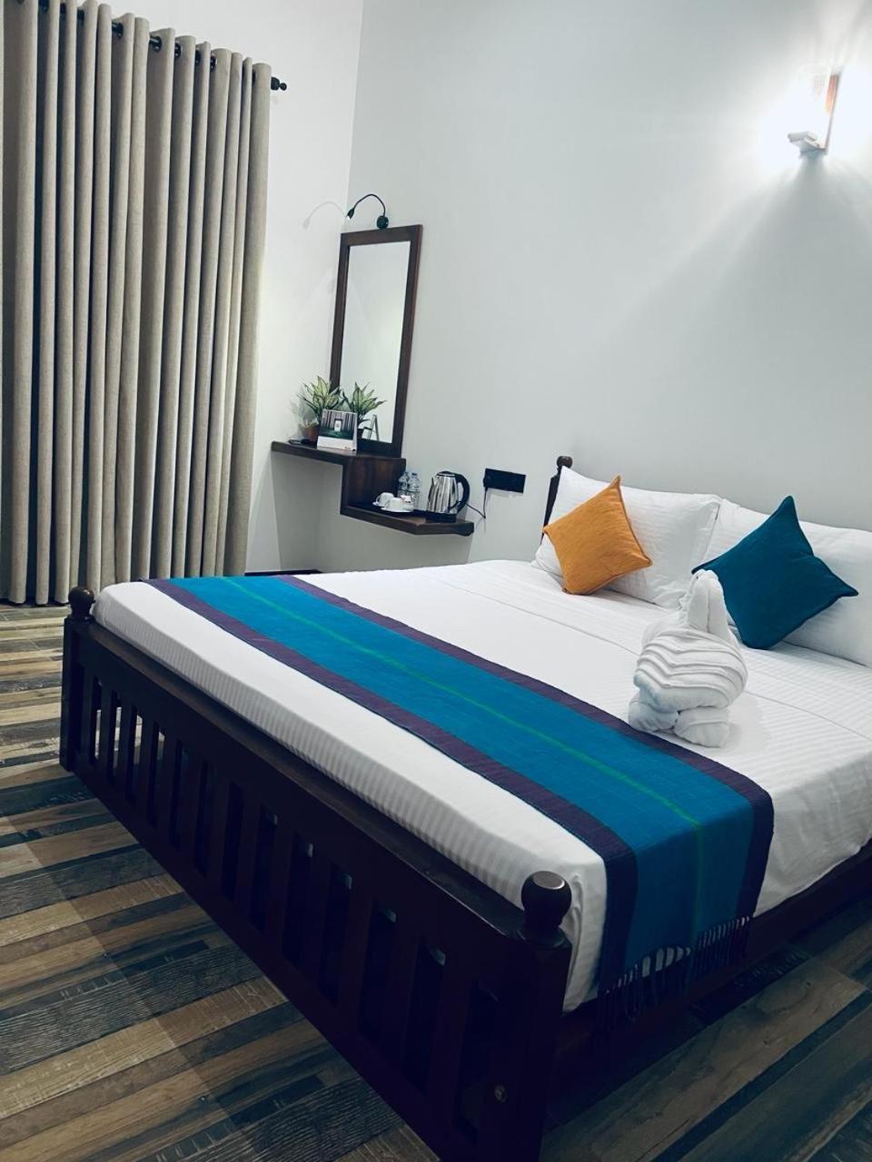 Mama'S Boutique Beach Hotel Negombo Exterior photo