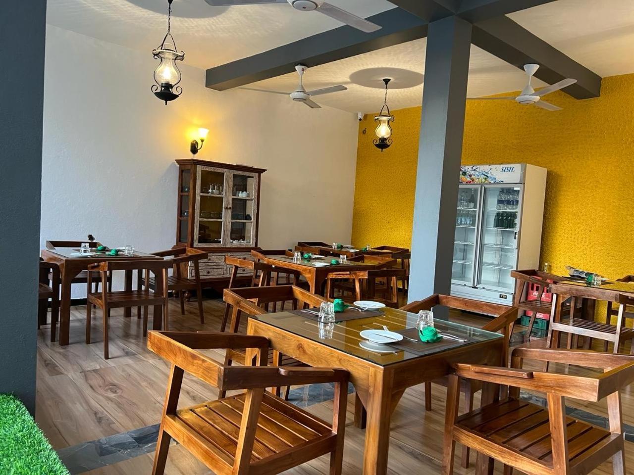 Mama'S Boutique Beach Hotel Negombo Exterior photo