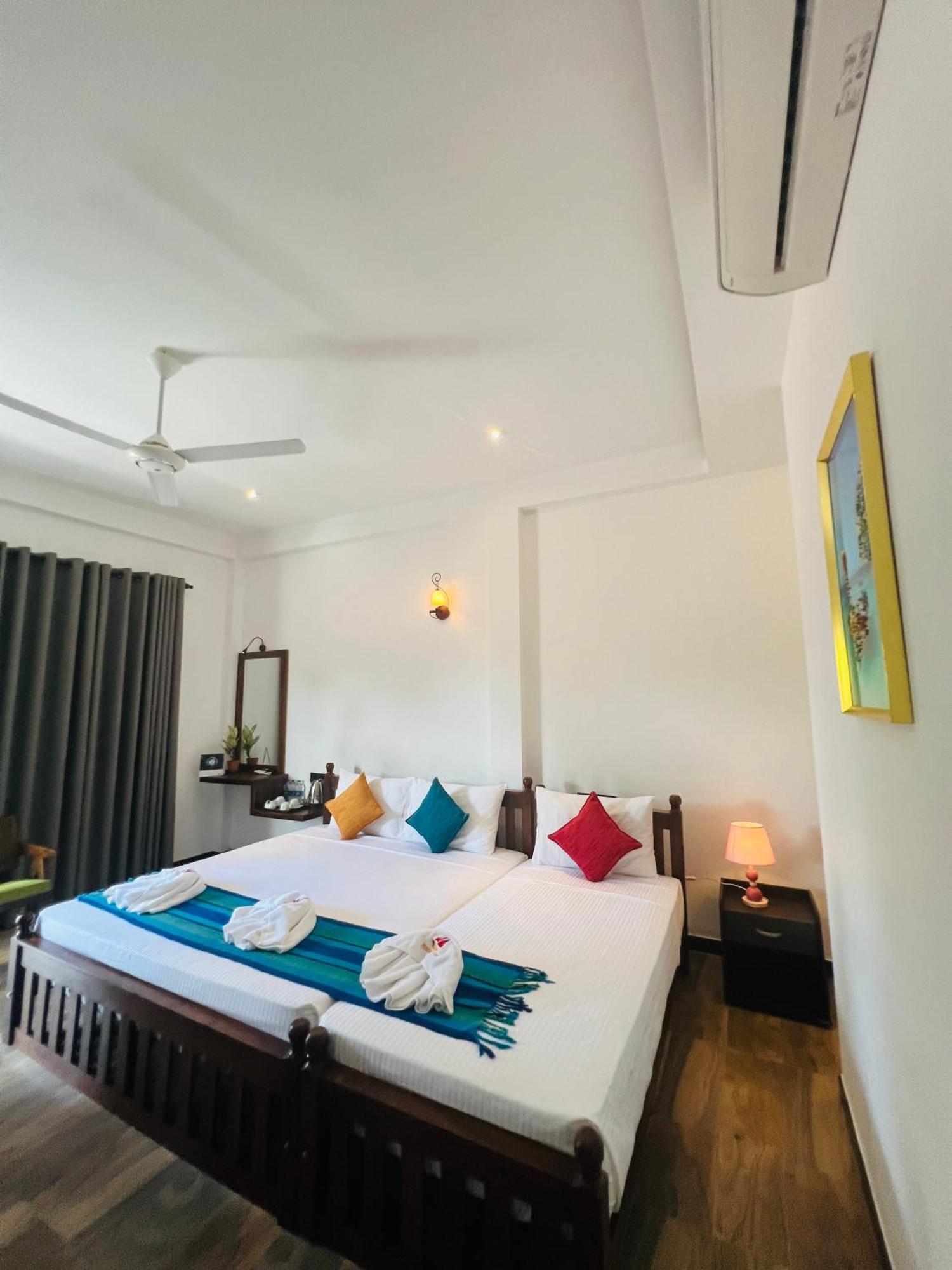 Mama'S Boutique Beach Hotel Negombo Exterior photo